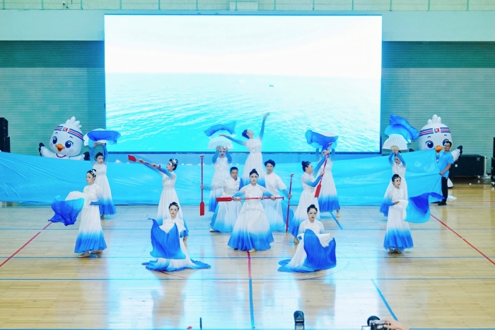 f40c769a77e1c434f74423997d4954c